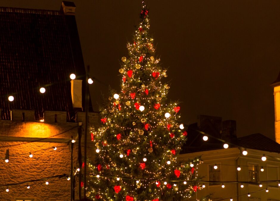 North Shore Tree Lightings by Town – 2025
